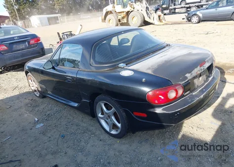 2003 Mazda Mx-5 Miata Cloth/Ls/Se/Shinsen из США, поврежденный, VIN JM1NB353130313731